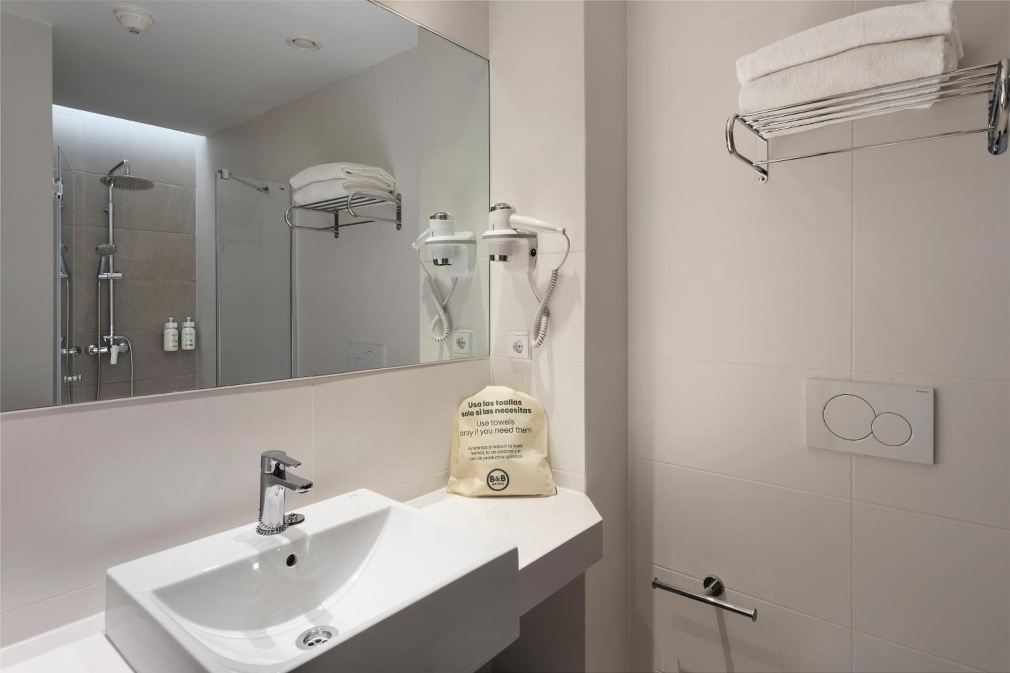 B&B Hotel Madrid Carabanchel エクステリア 写真
