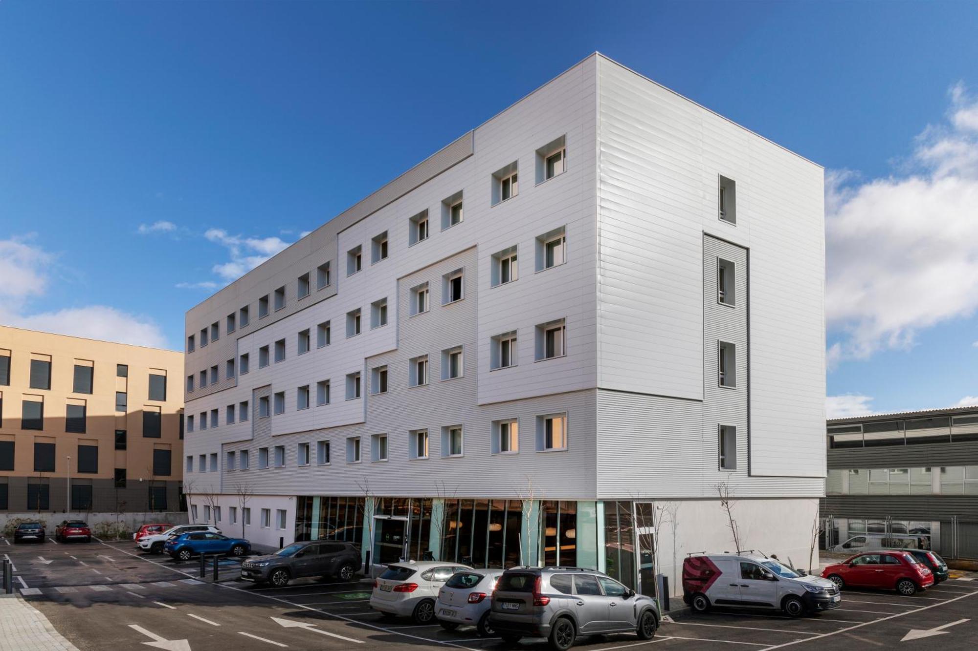 B&B Hotel Madrid Carabanchel エクステリア 写真